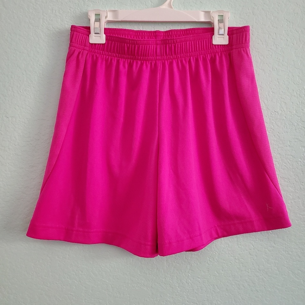 Danskin girls shorts  Pink. Size L (10/12)